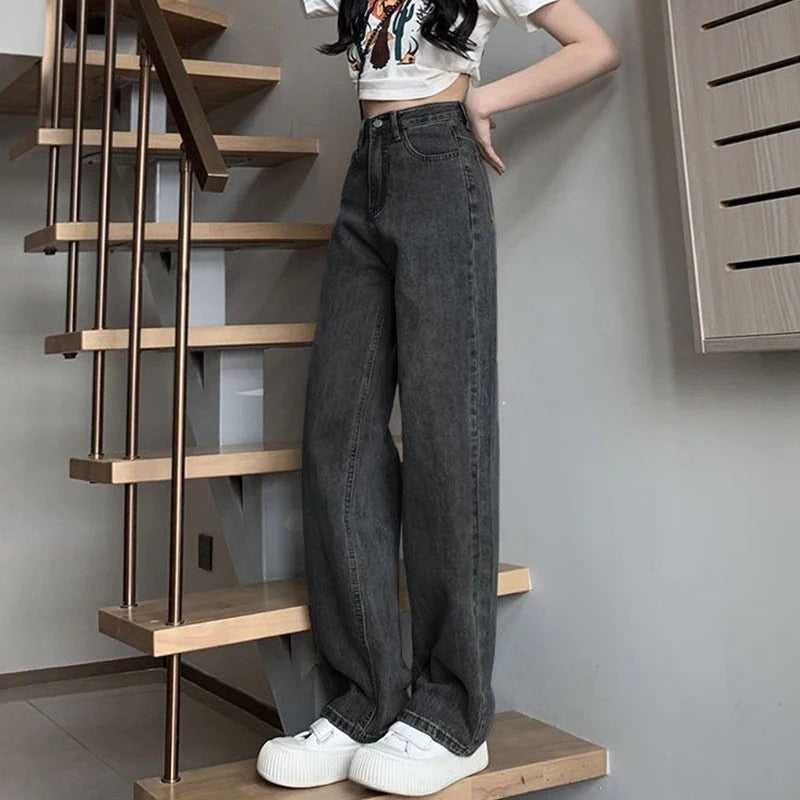 Vintage stil vide ben jeans for kvinner, høy midje, komfortabelt snitt som fremhever silhuetten.